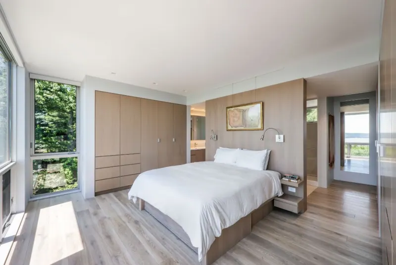 Hudson River House image 3